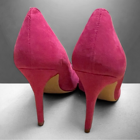 Barbie core , Marc Fisher Dapple Dark Pink Suede stiletto pump - Picture 6 of 6